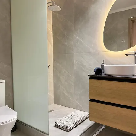 Apartman Stylish 2br Near Marina, Beaches & By Cyprus Horizons Limassol